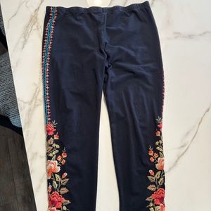 Johnny was Petite Black Leggings/Embroidery